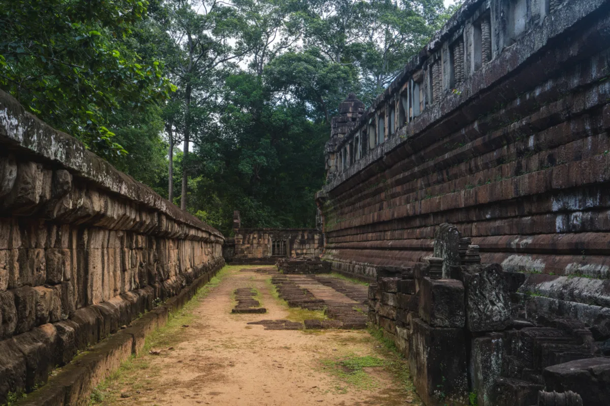 Temples & Monuments photograph — Cambodia, Angkor Wat